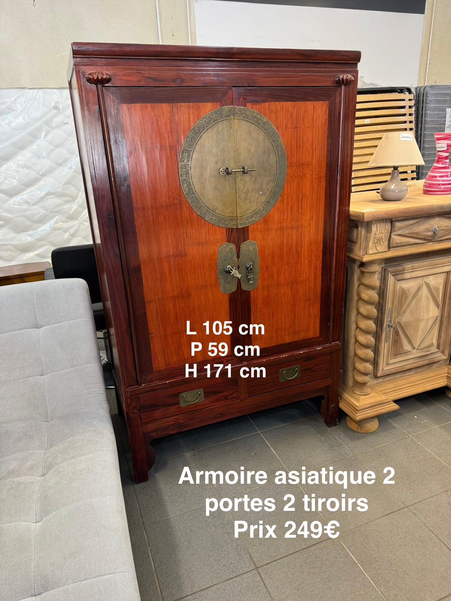 Armoire asiatique 2 portes 2 tiroirs 056706