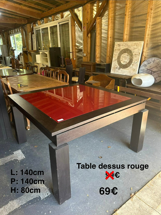 Table dessus rouge 064310