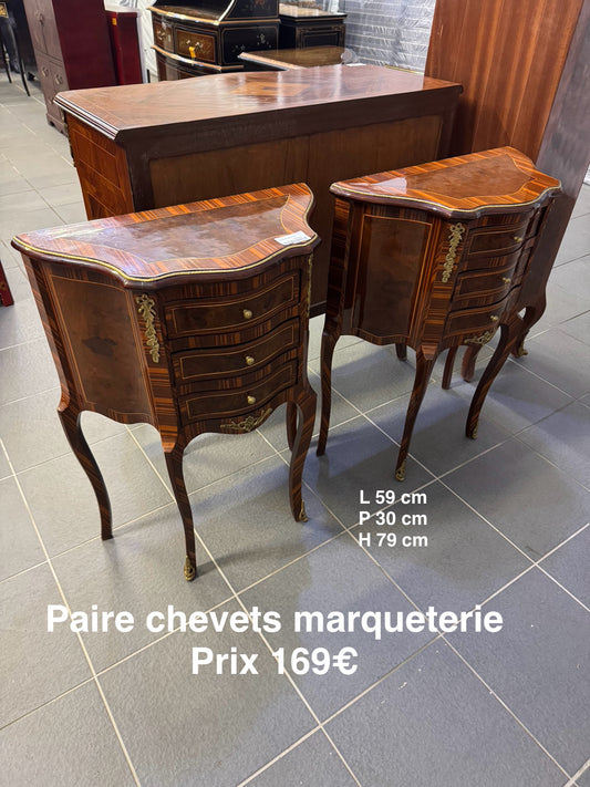 Paire chevets marqueterie 048468