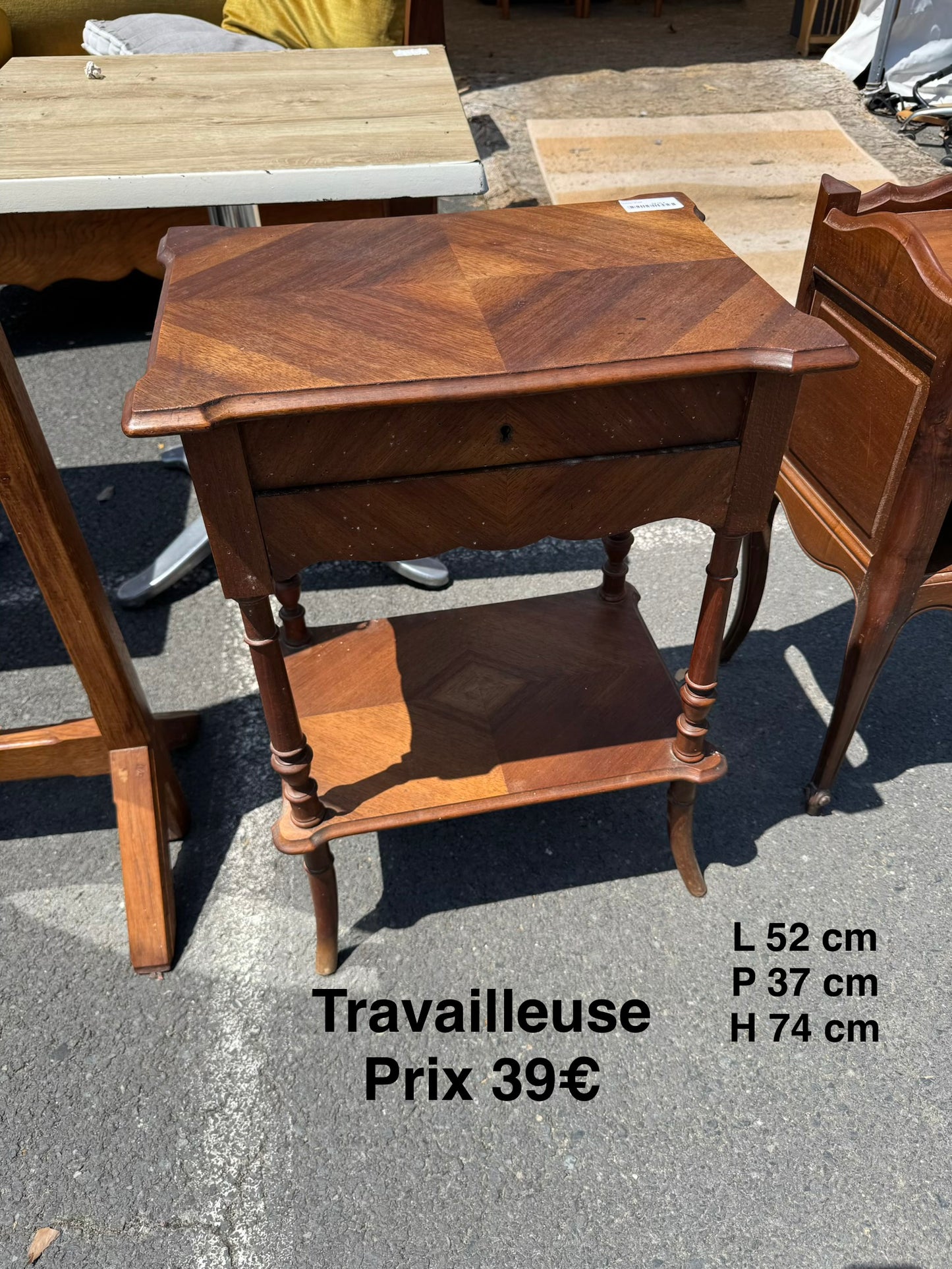 Travailleuse 063610