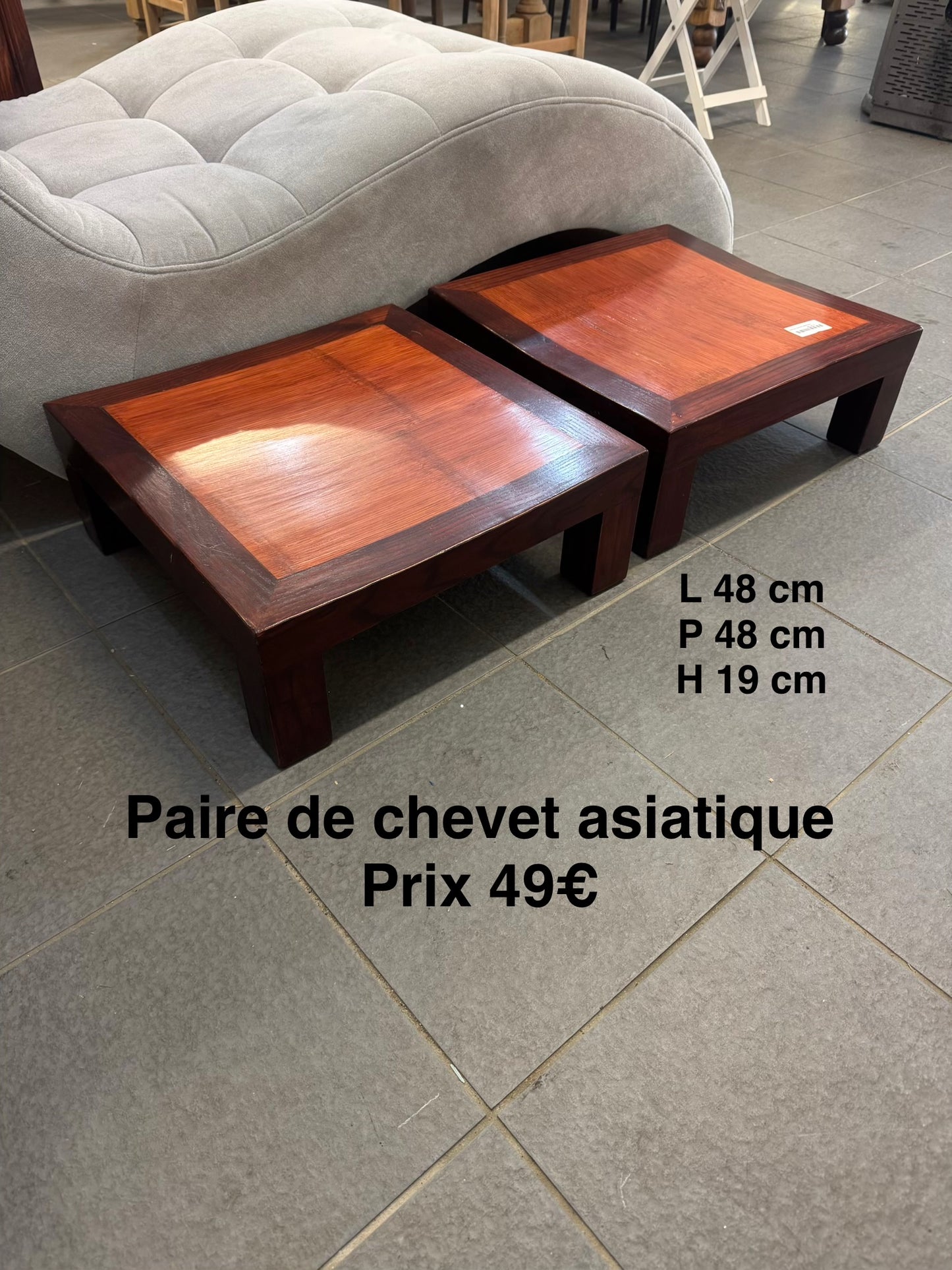 Paire de chevet asiatique 056707