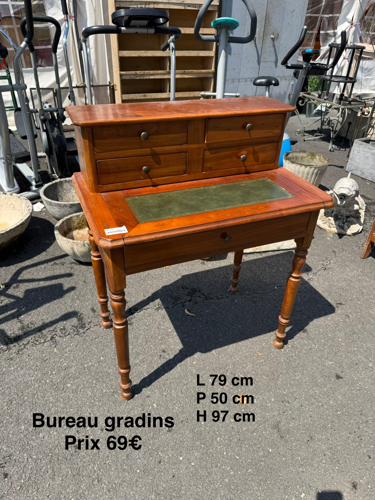 Bureau gradins 065663