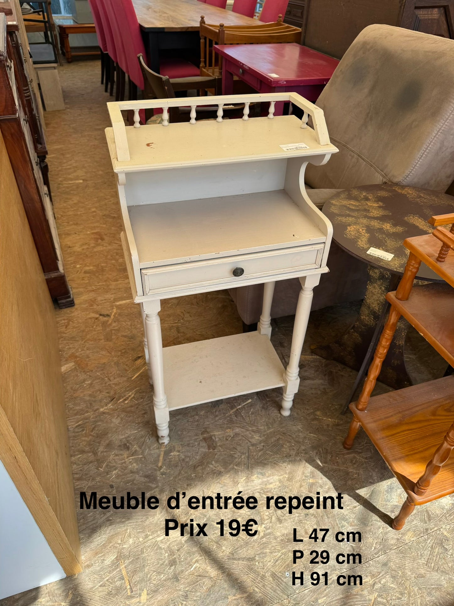 Meuble d’entrée repeint 064392