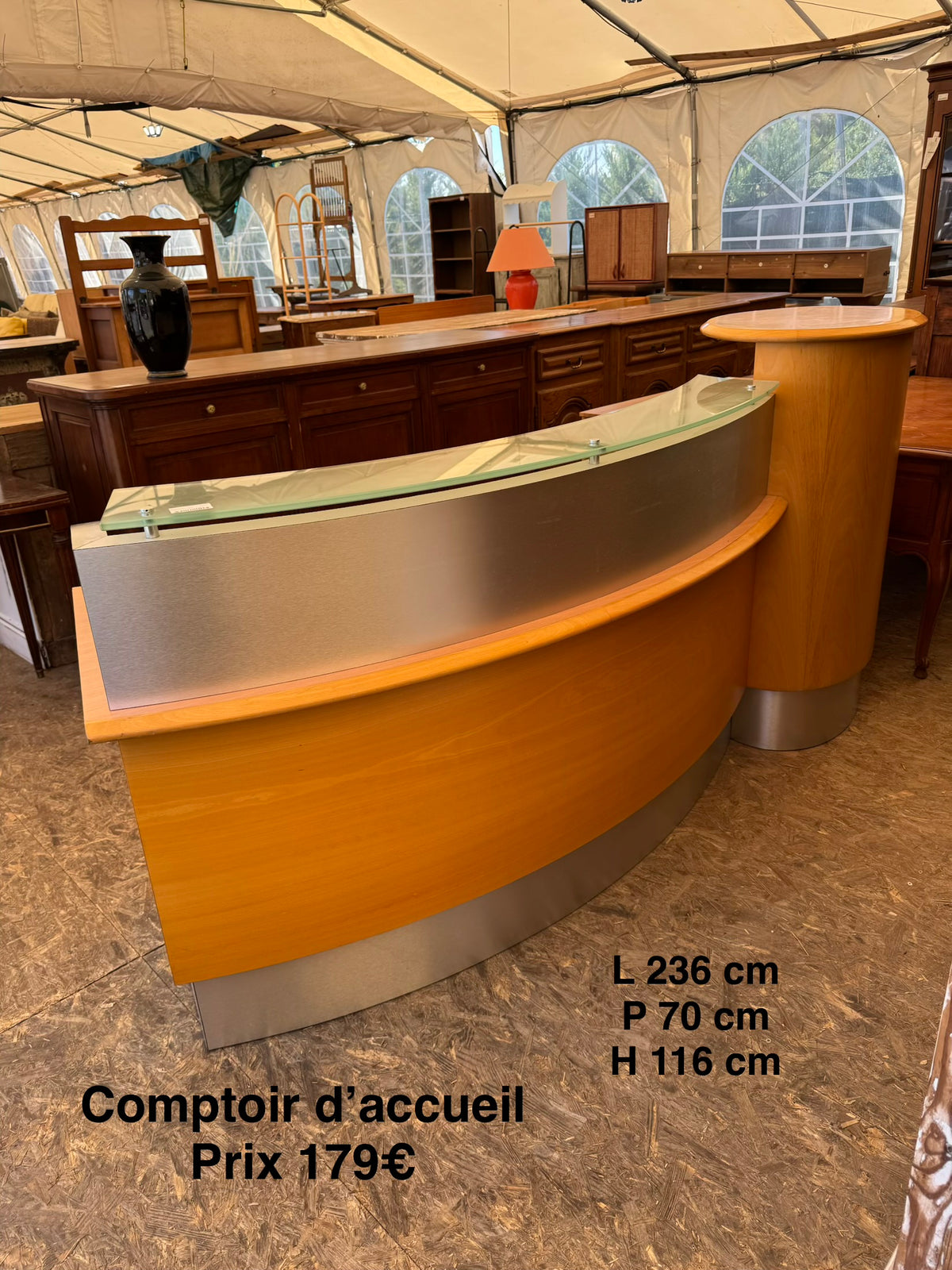 Comptoir d’accueil 068655