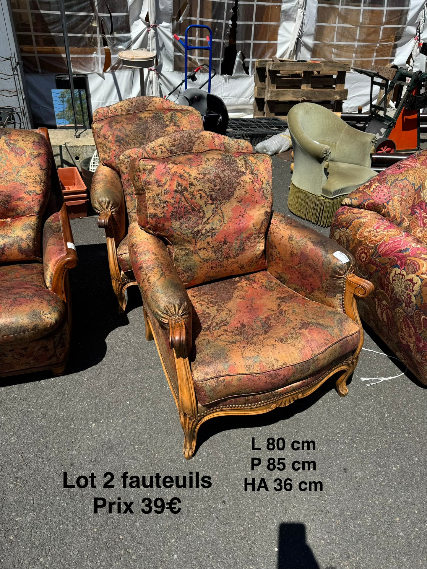 Lot 2 fauteuils tissu 066121