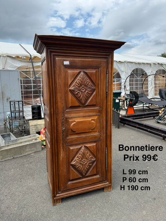 Bonnetiere 065445