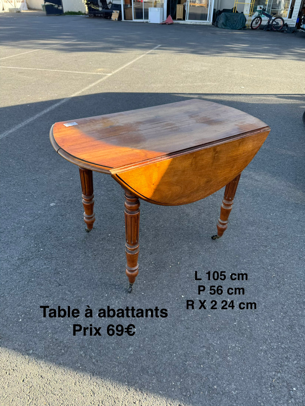 Table à abattants 068439
