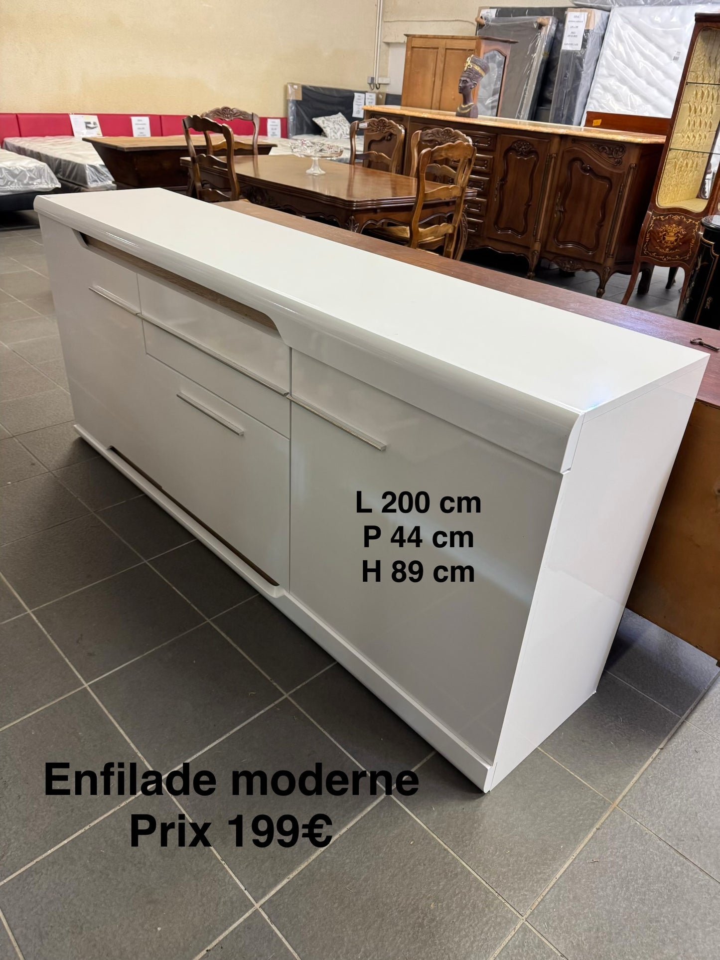 Enfilade moderne 052418