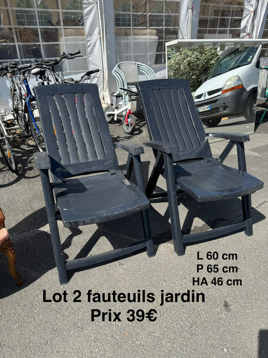 Lot 2 fauteuils jardin 060452