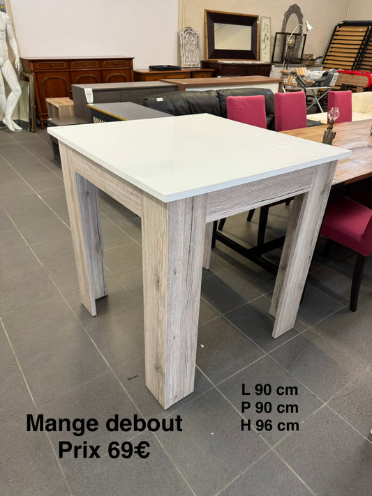 Mange debout 060870