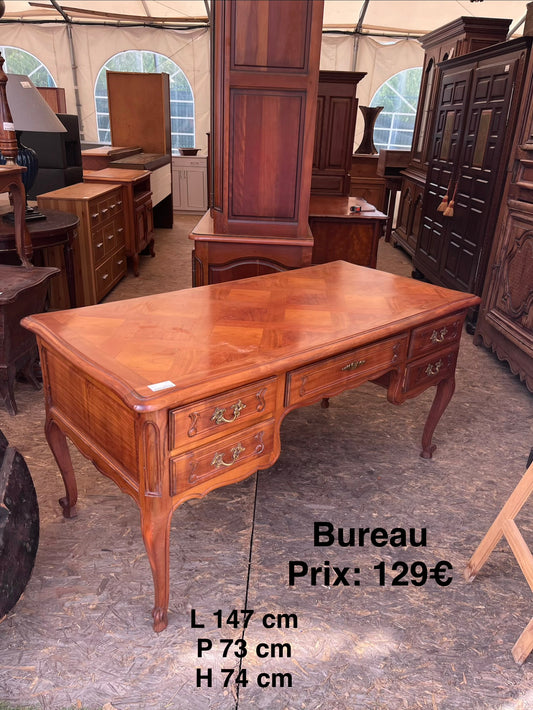 Bureau 068337