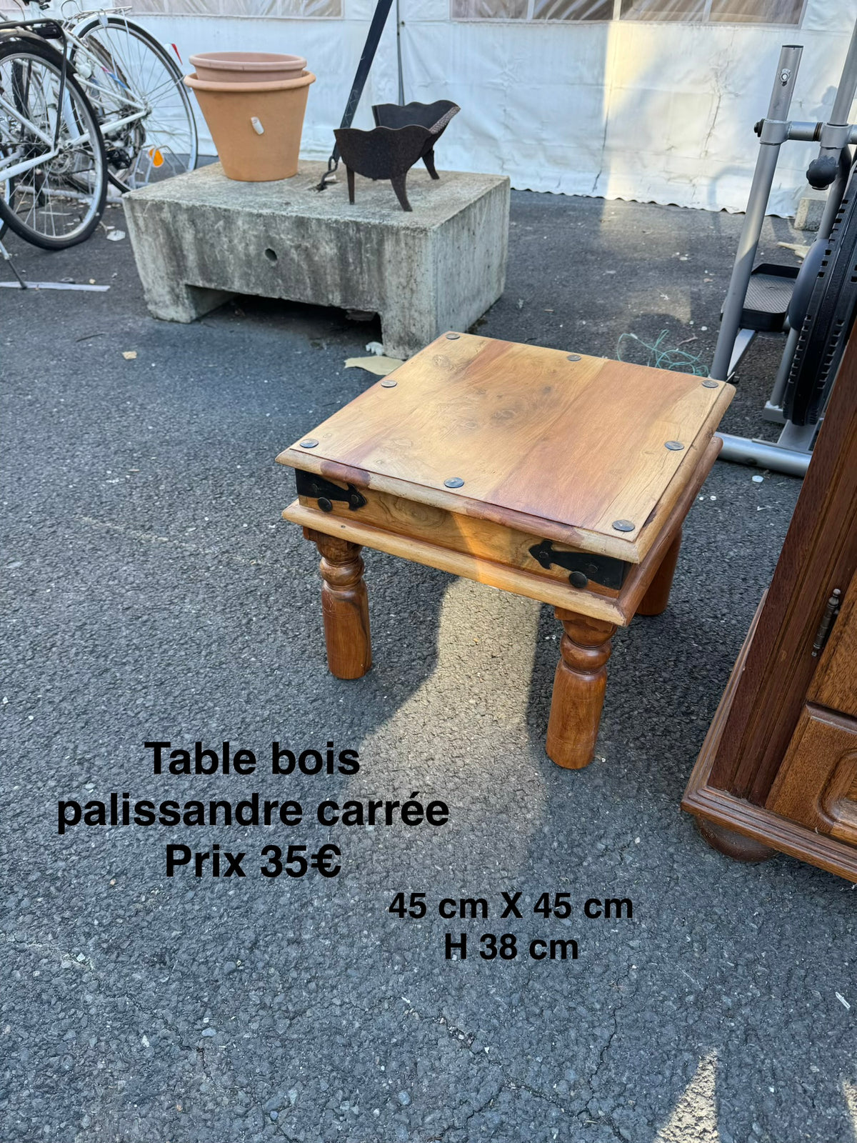 Table bois palissandre carrée 068590