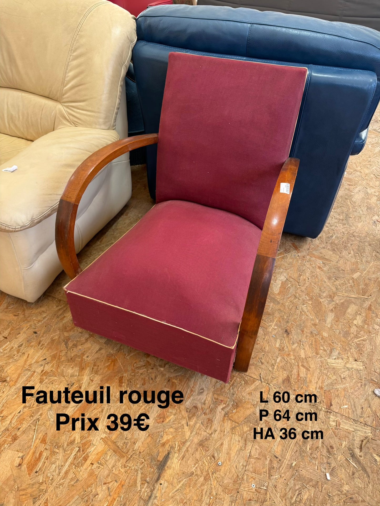 Fauteuil rouge 051103