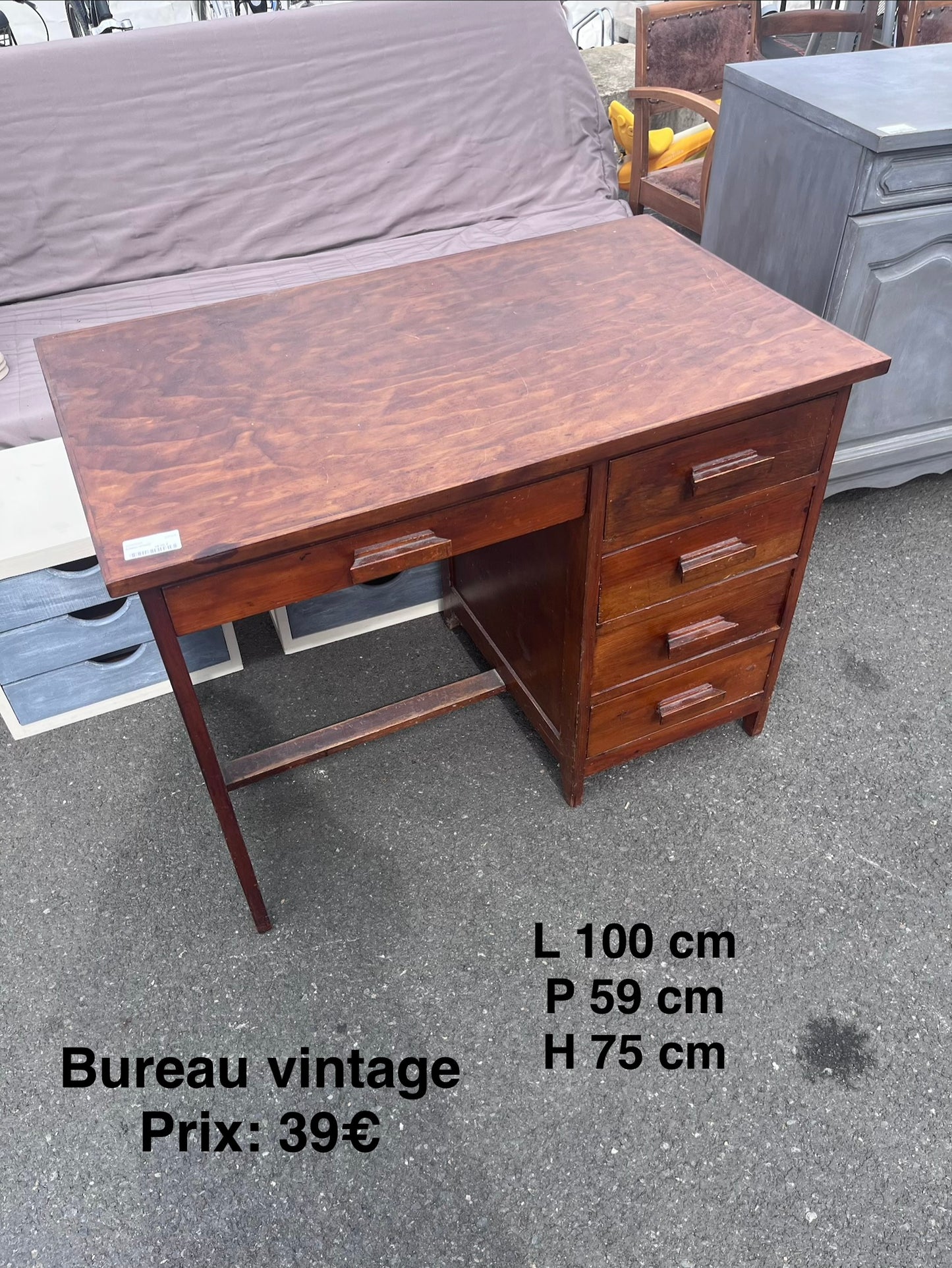 Bureau vintage 067294