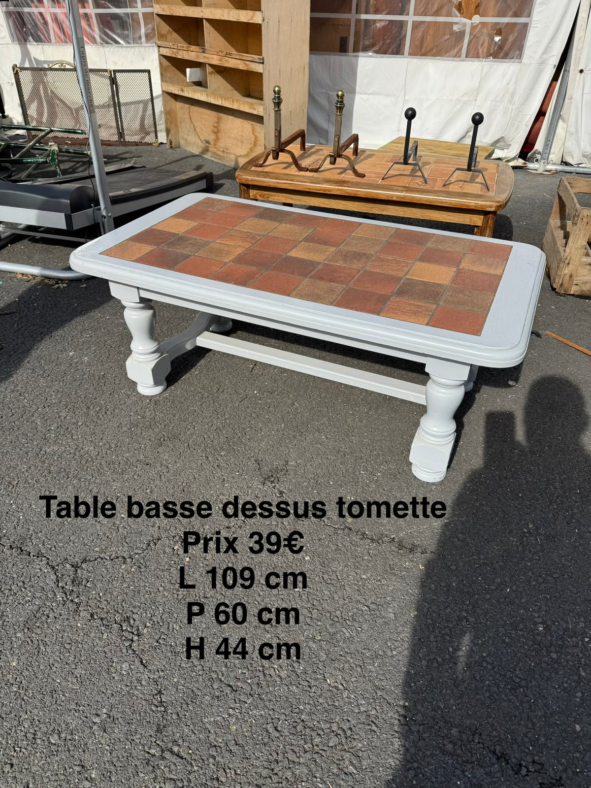 Table basse dessus Tomette 068944