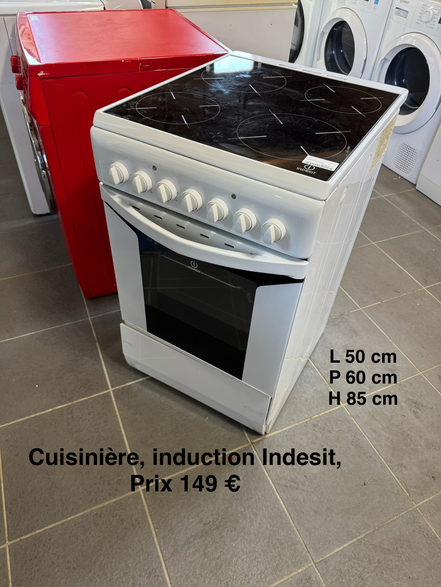 Cuisinière induction Indesit 065165