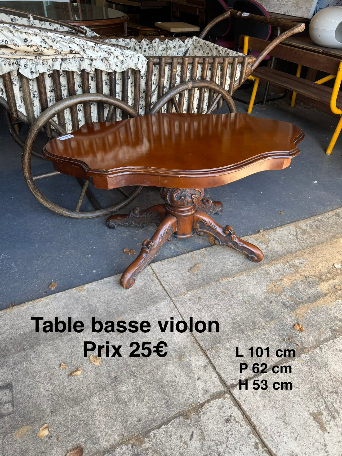 Table basse violon 063587