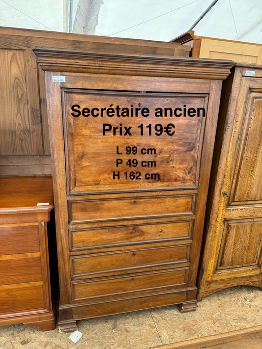 Secrétaire ancien 052115