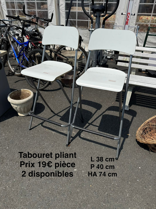 Tabouret pliant 055317