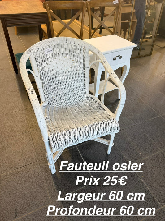 Fauteuil osier blanc