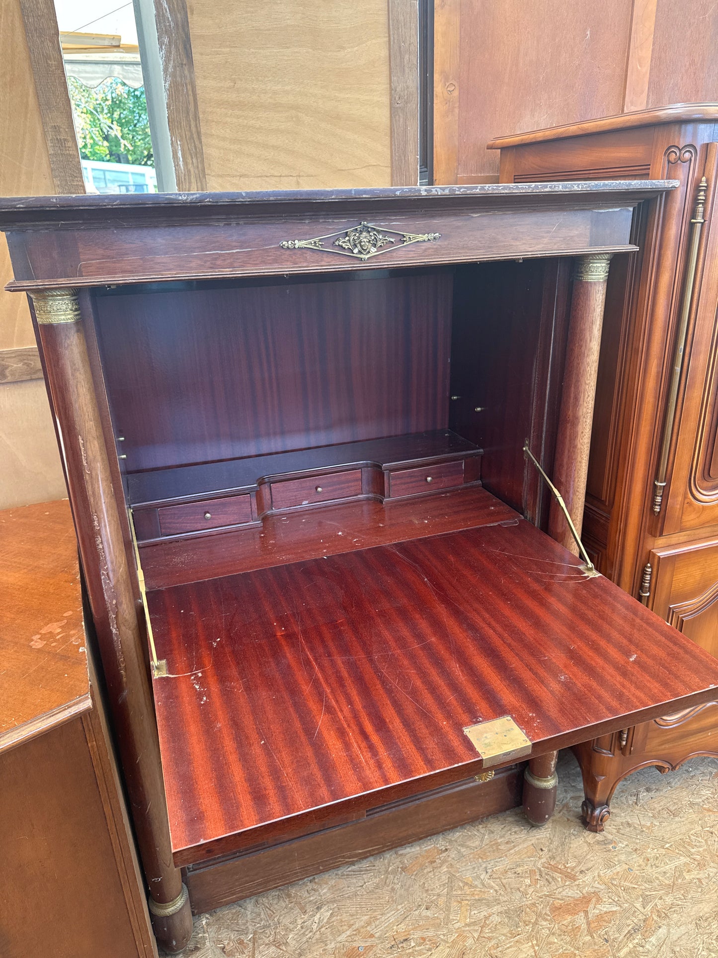 Secrétaire vernis 050100