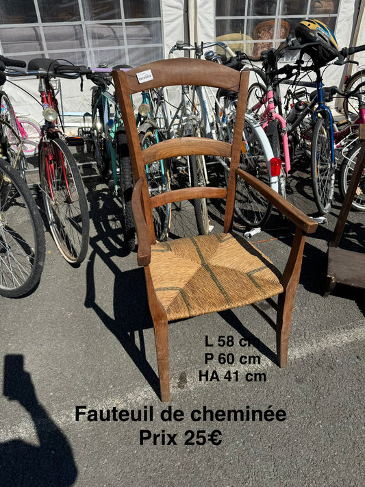 Fauteuil de cheminée 064819