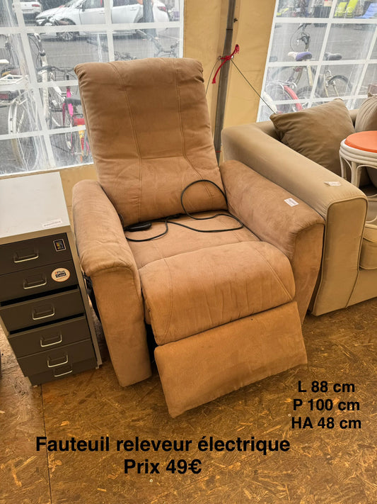 Fauteuil releveur électrique 065840