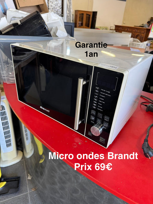 Micro ondes Brandt 059201