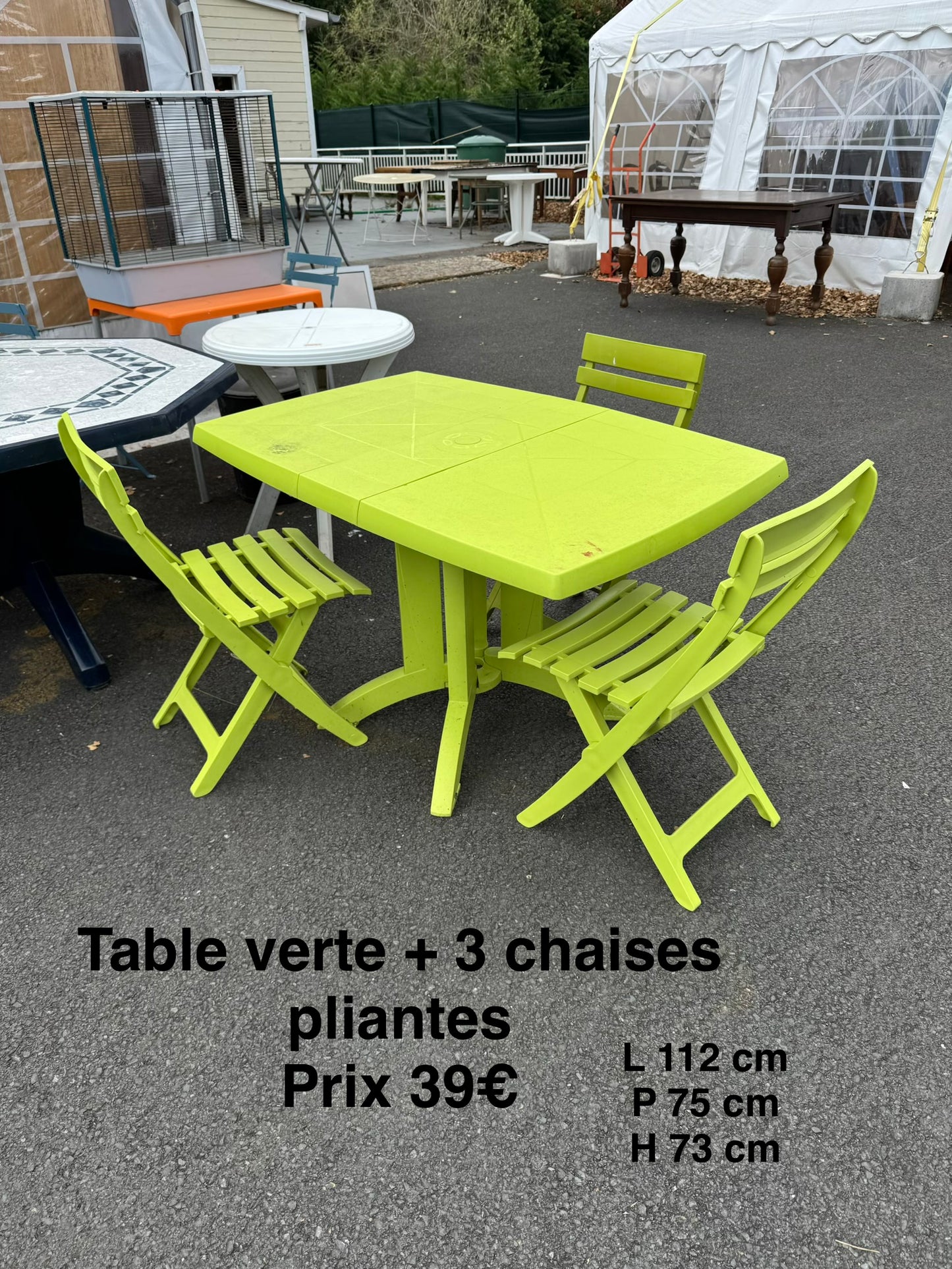Table verte + 3 chaises pliantes 062987