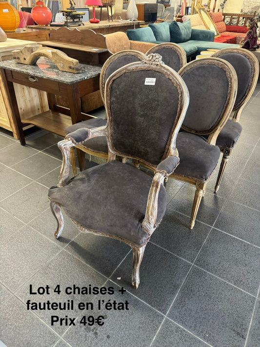 Lot de 4 chaises + fauteuil en l’état 068893