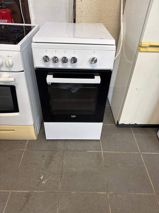 Cuisinière Beko gaz de ville garantie 1 an 033345