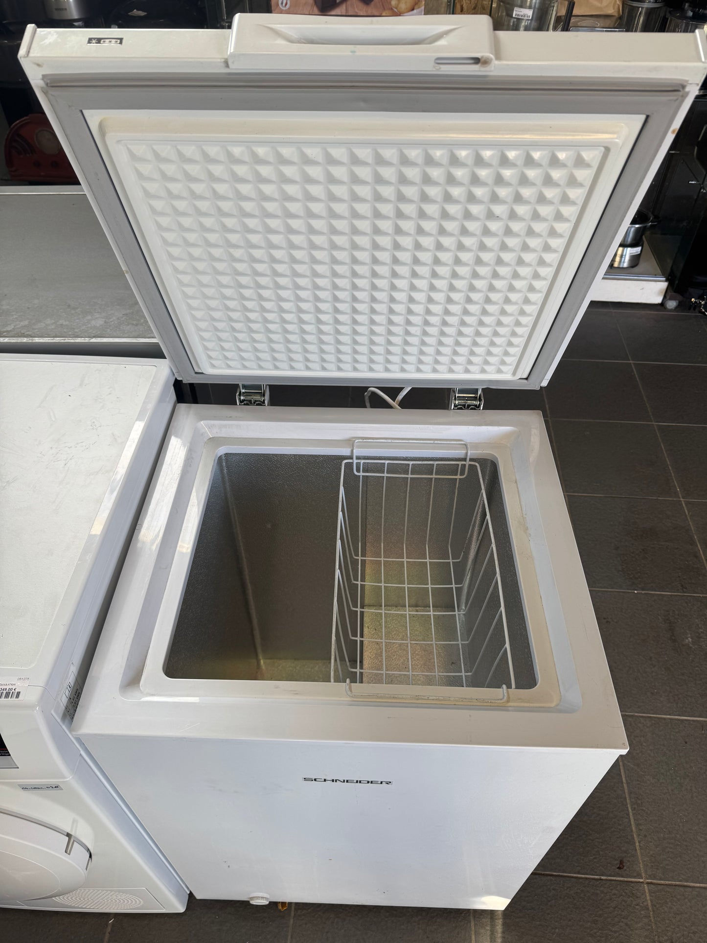 Congélateur coffre Schneider 052266