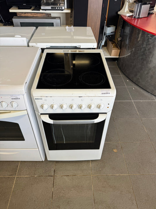 Cuisinière  vitrocéramique Beko 045533