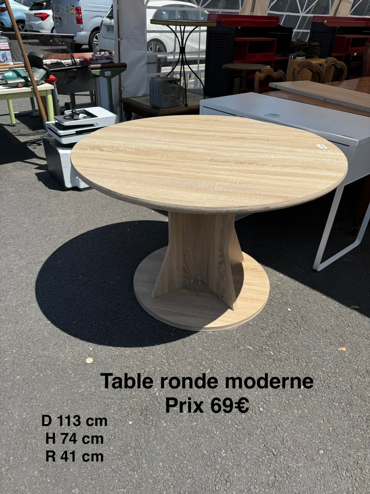 Table ronde moderne 064979