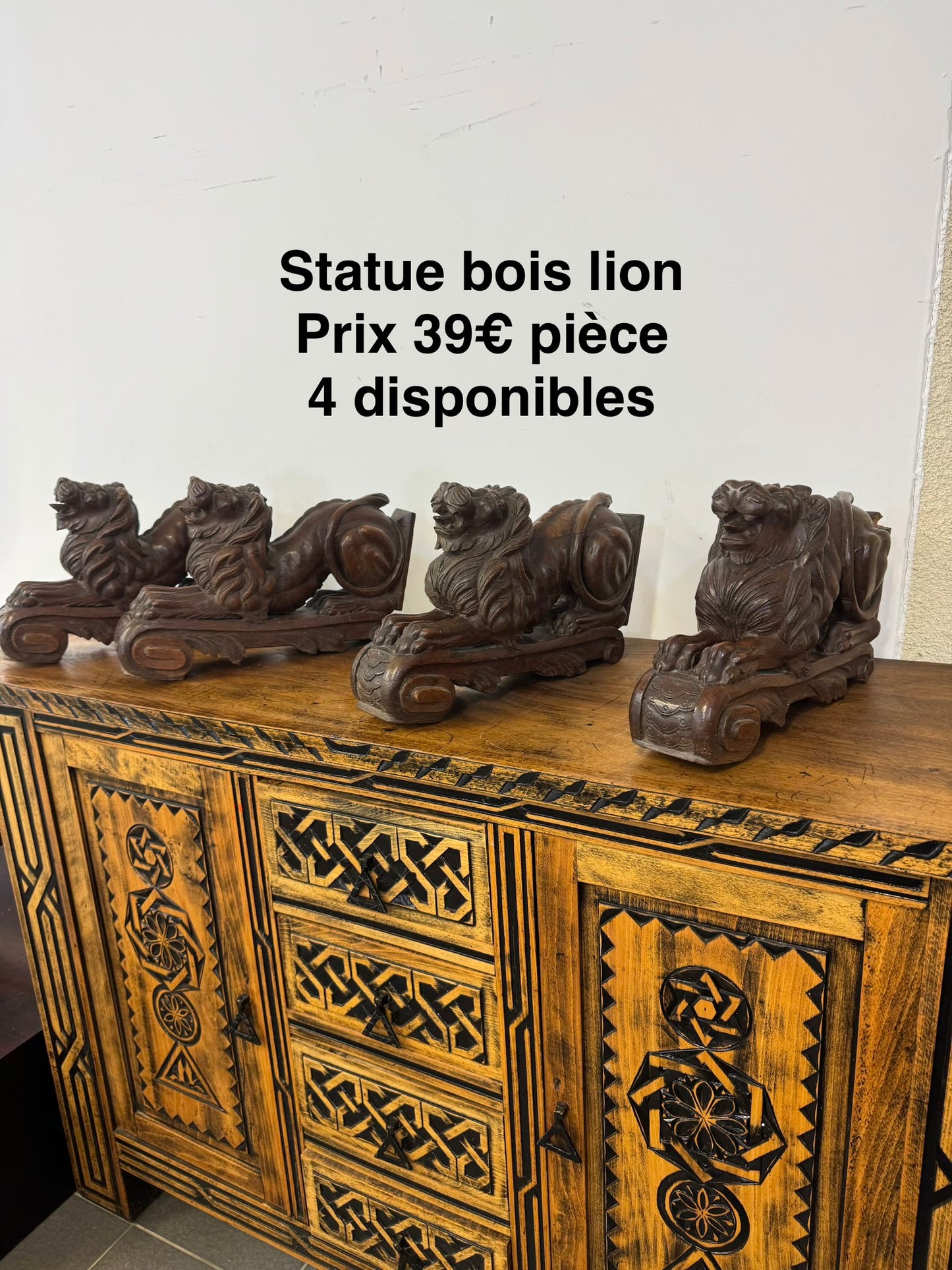 Statue bois lion 058466