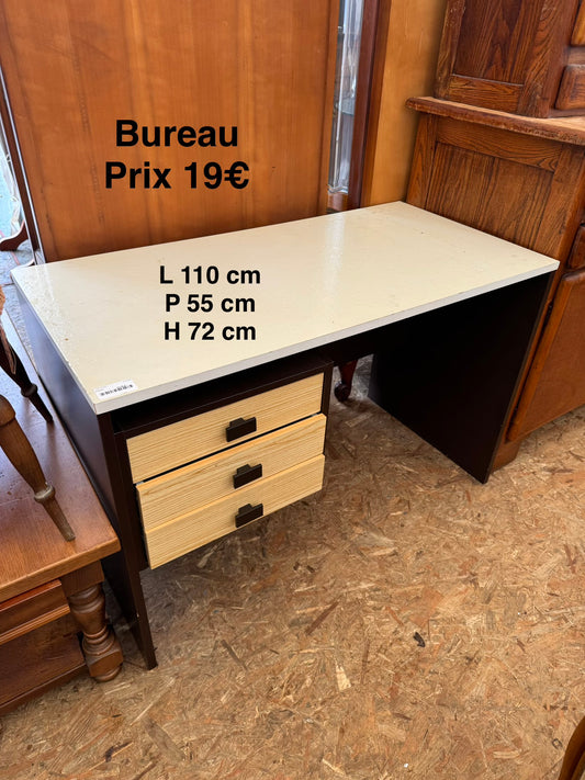 Bureau 057083