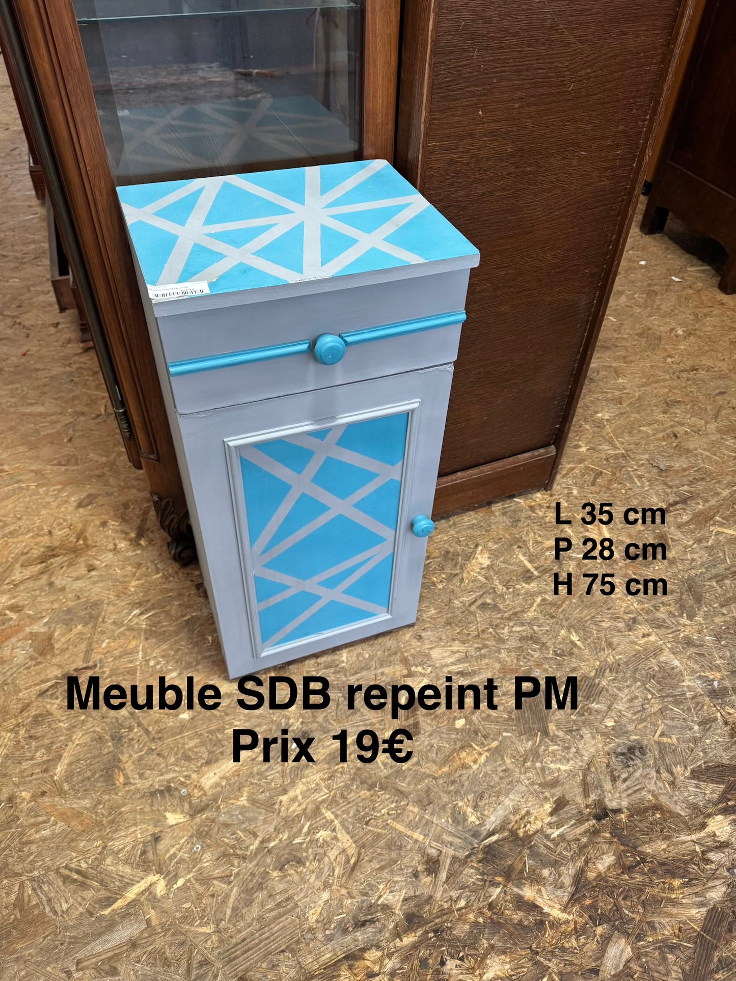 Meuble SDB repeint PM 052735