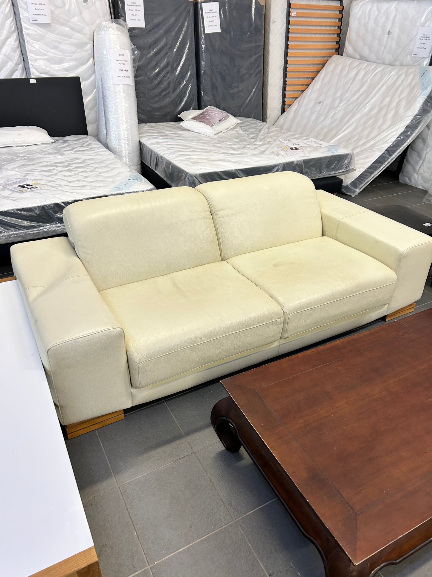 Canapé cuir blanc 043557