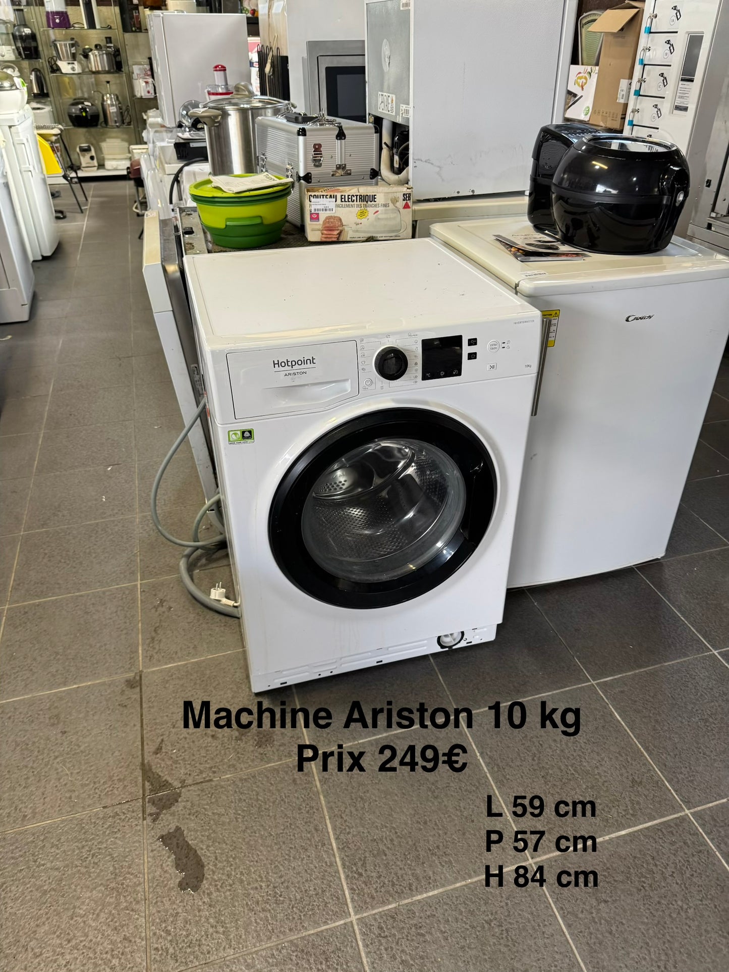 Machine à laver Ariston 067911