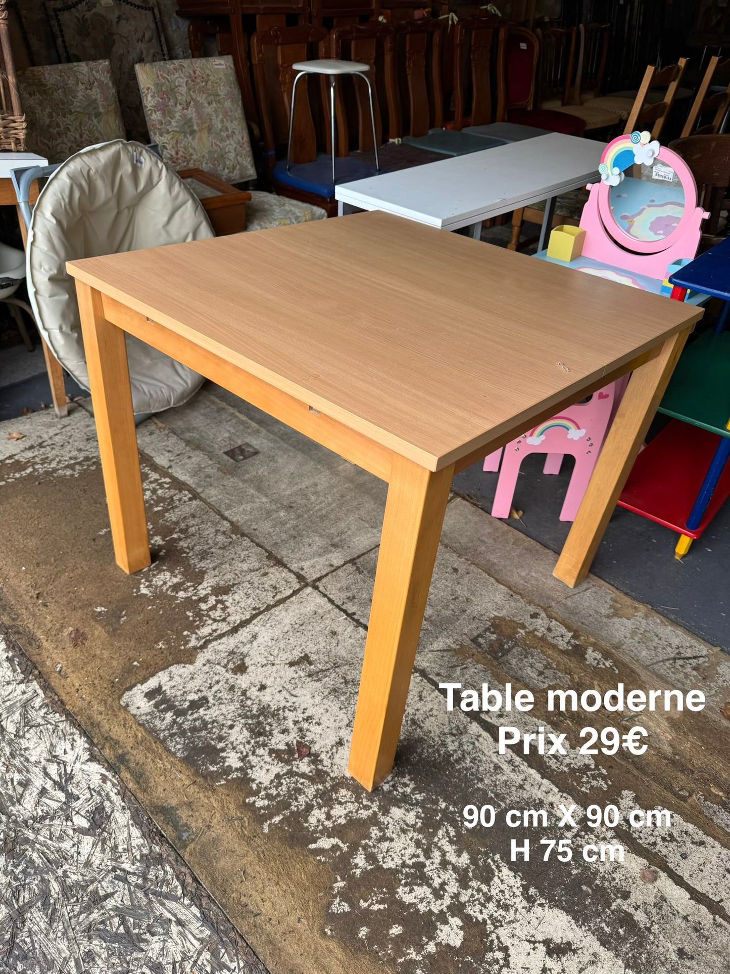 Table moderne 065648