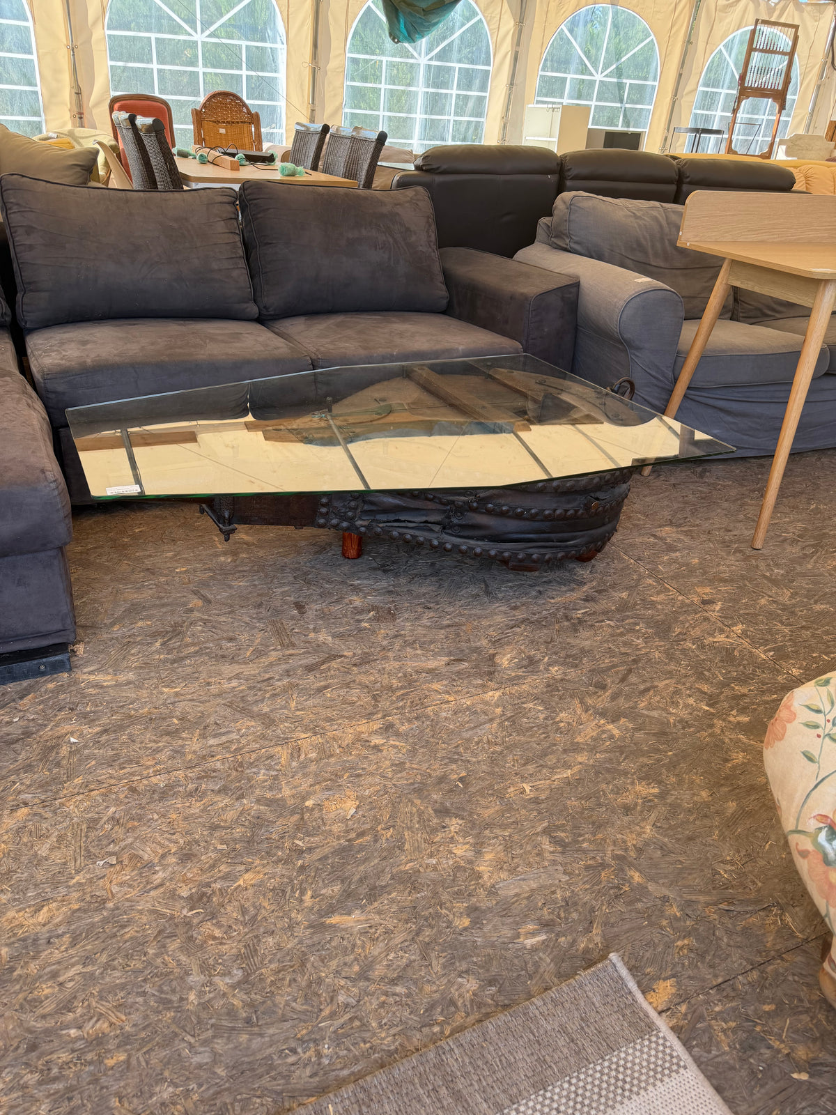 Table basse soufflet de forge 067746