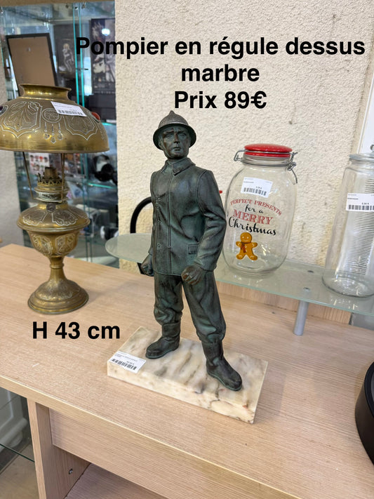 Pompier en régule dessus marbre 049949