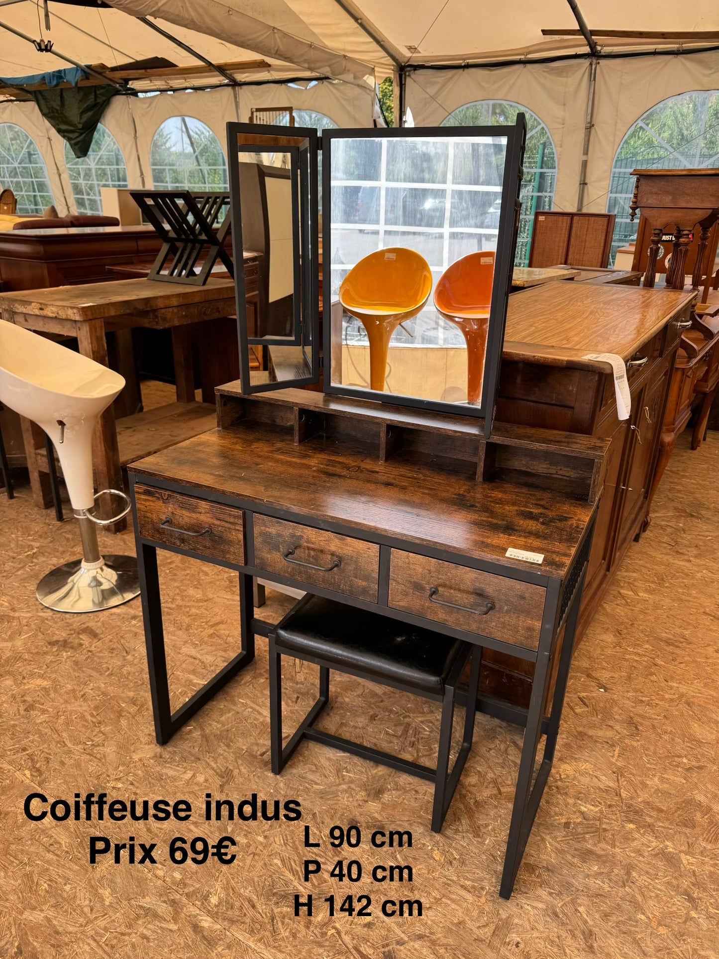 Coiffeuse indus 067784