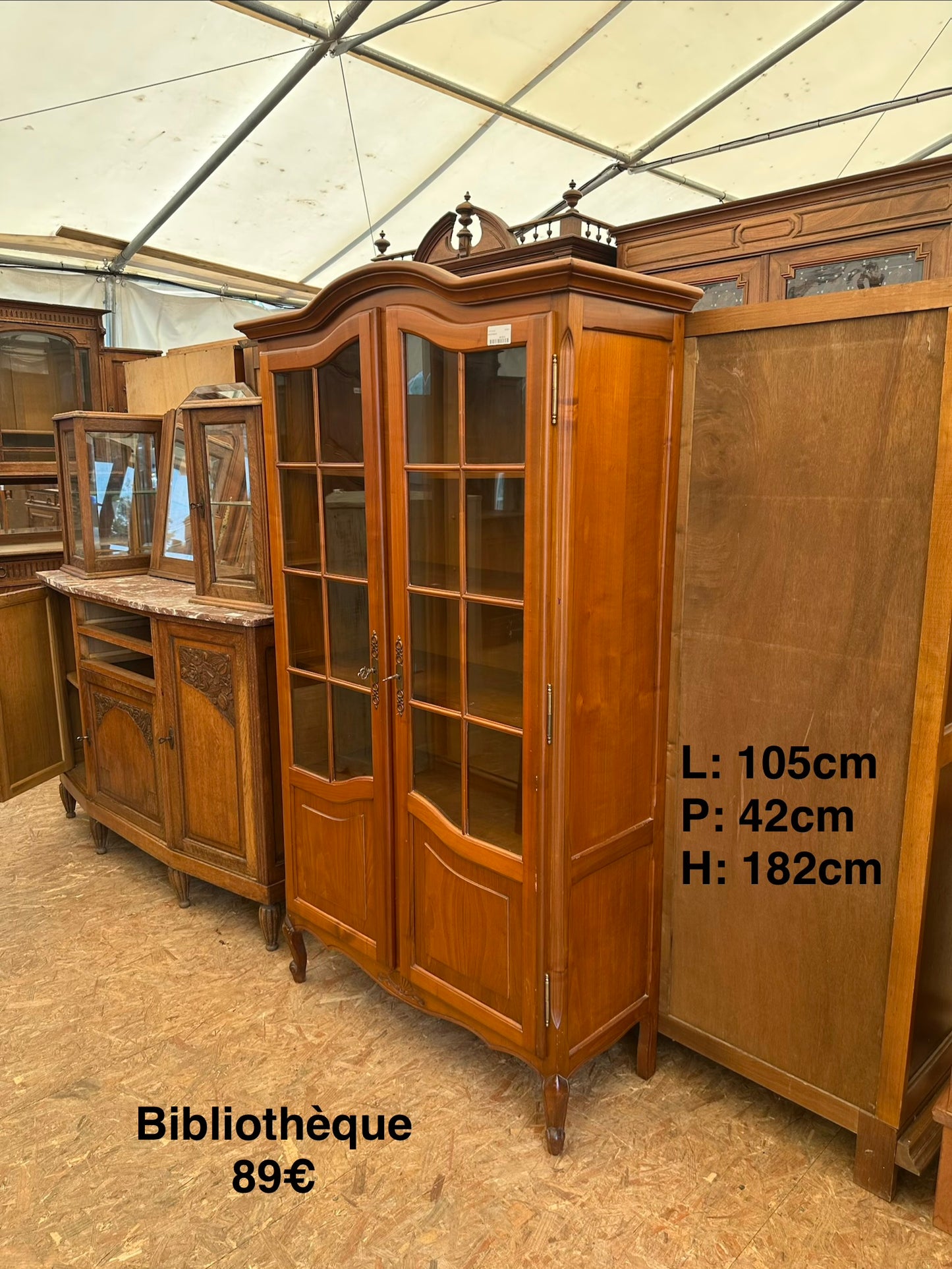 Bibliothèque 064584