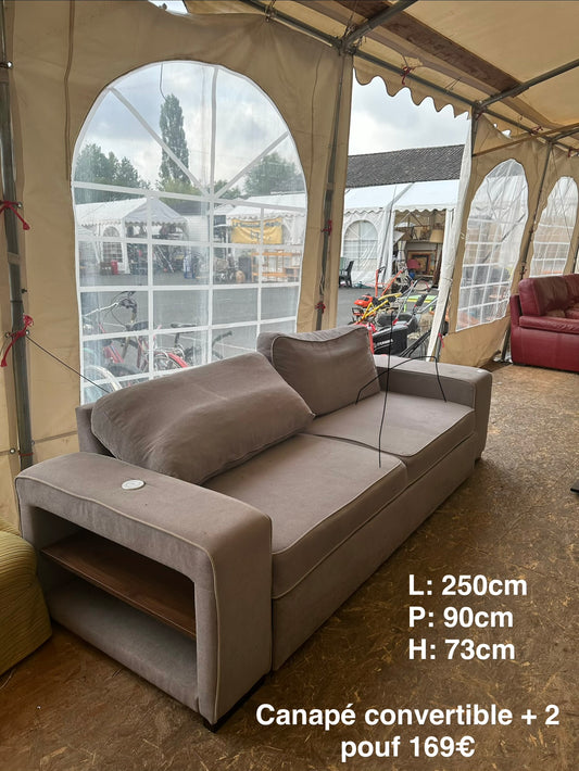 Canapé convertible + 2 pouf