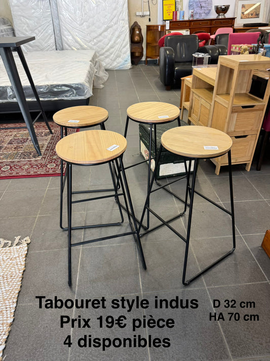 Tabouret style industriel 061210