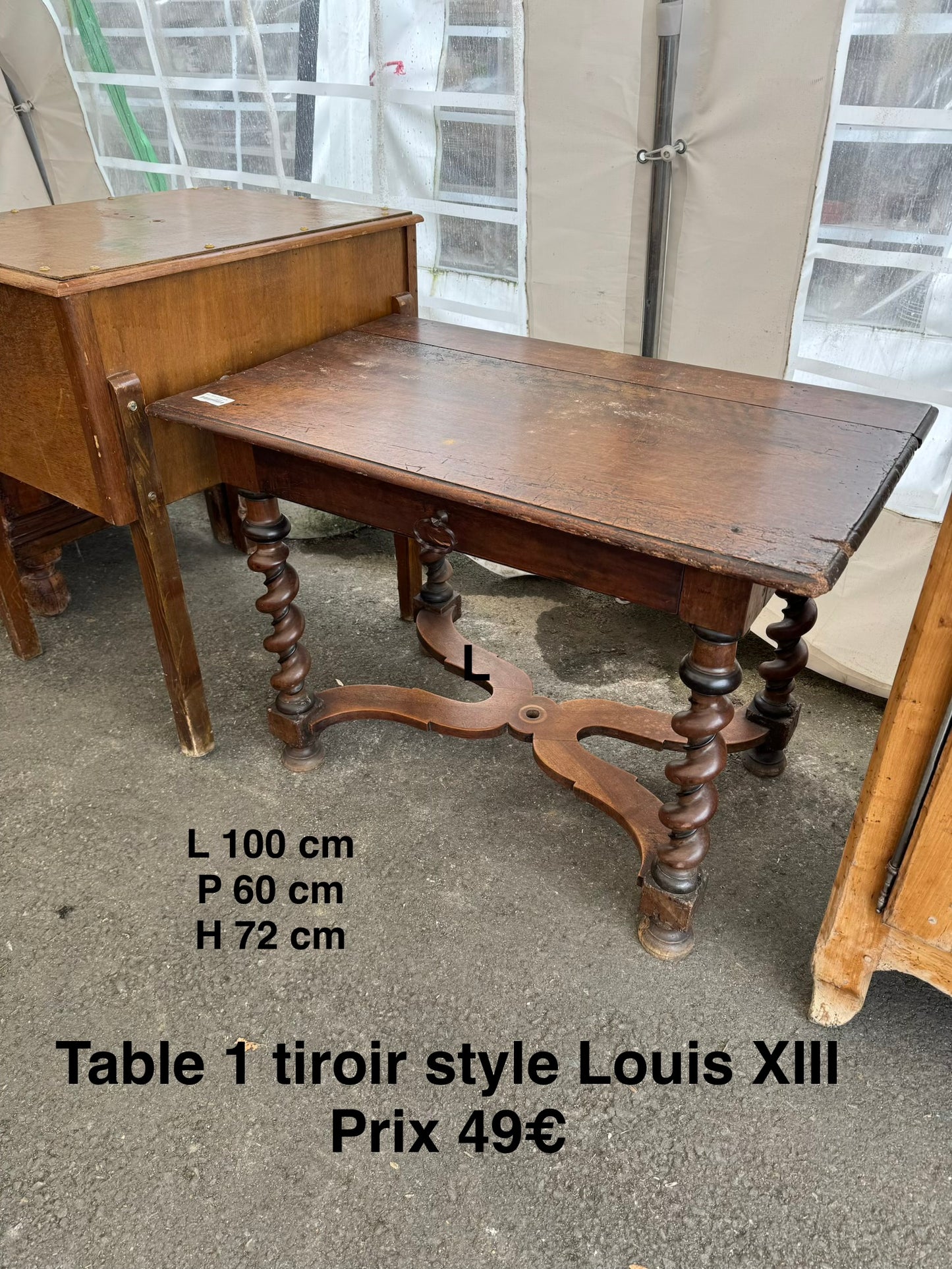 Table 1 tiroir style Louis XIII 062555