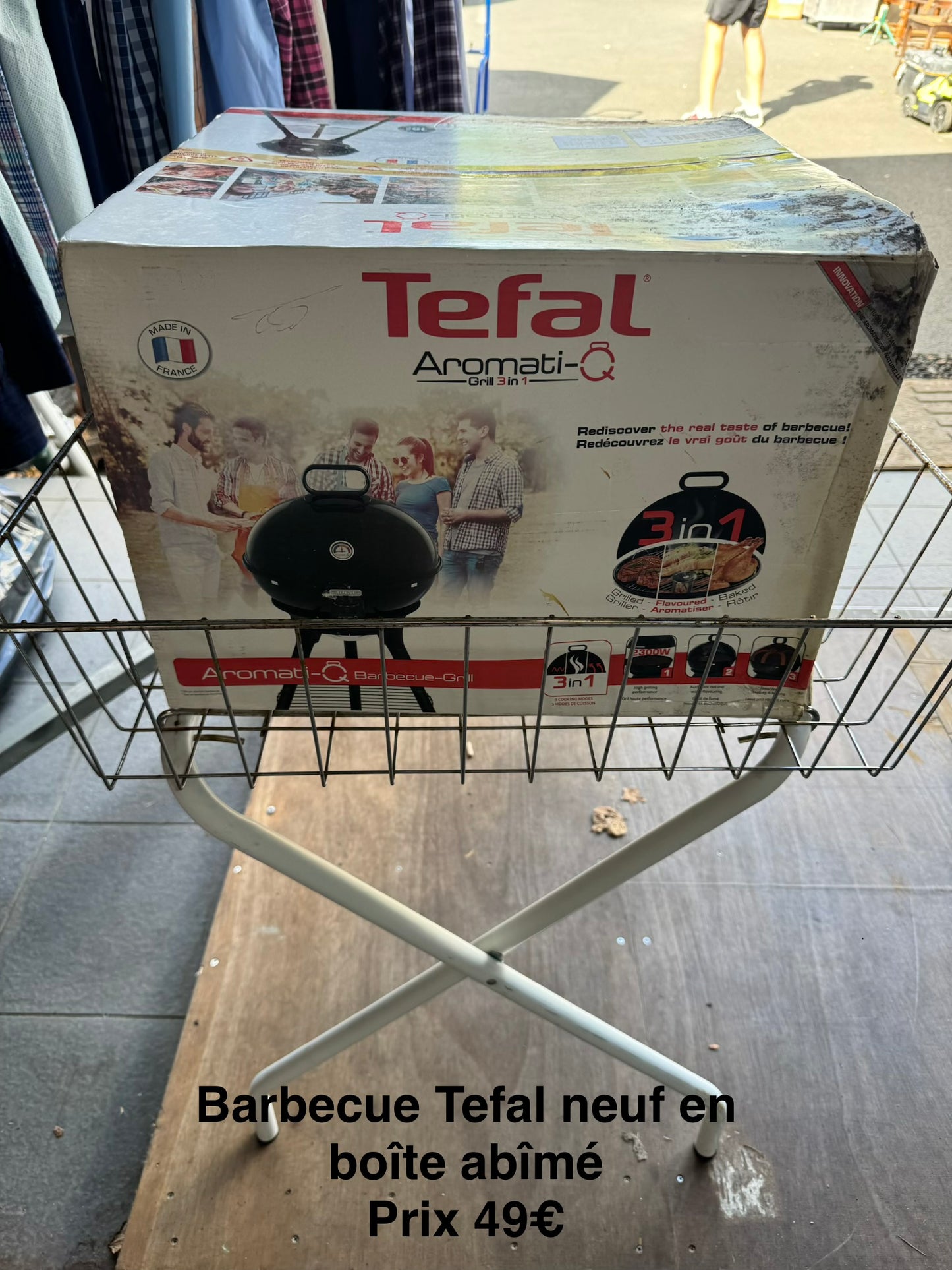 Barbecue tefal neuf en carton abîmé 065901