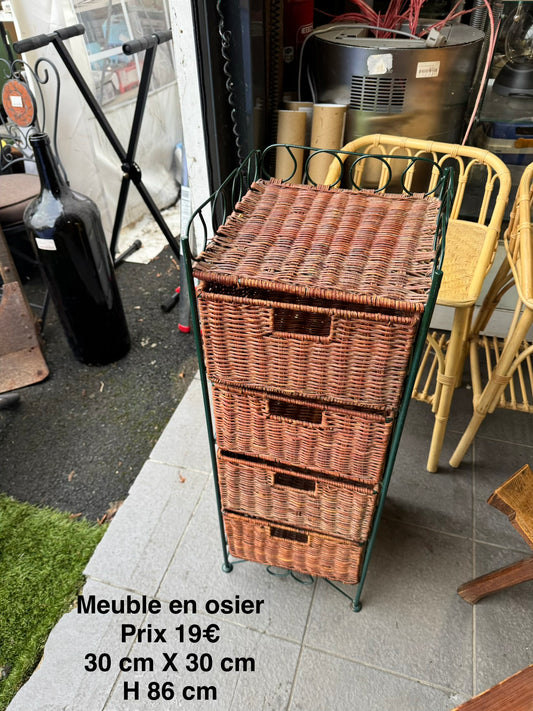 Meuble en osier 069088