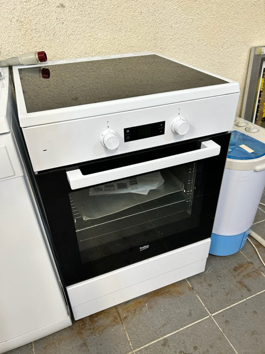 Cuisinière induction beko 029106